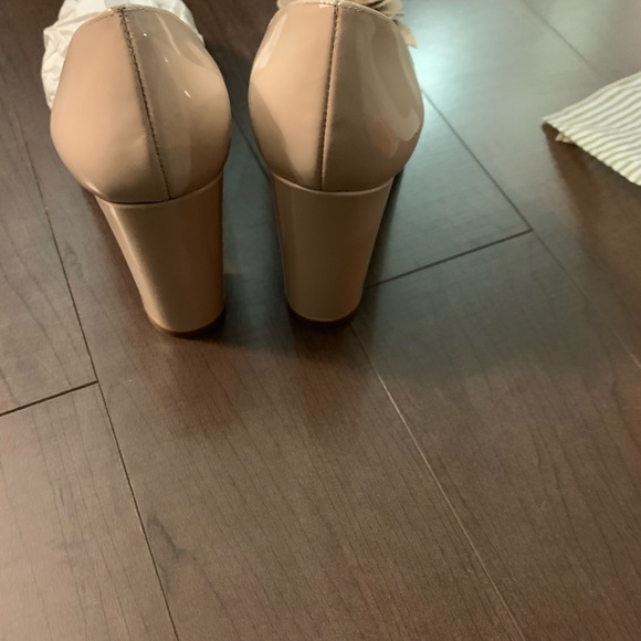 Kate Spade Shoes - Picture 8 of 8